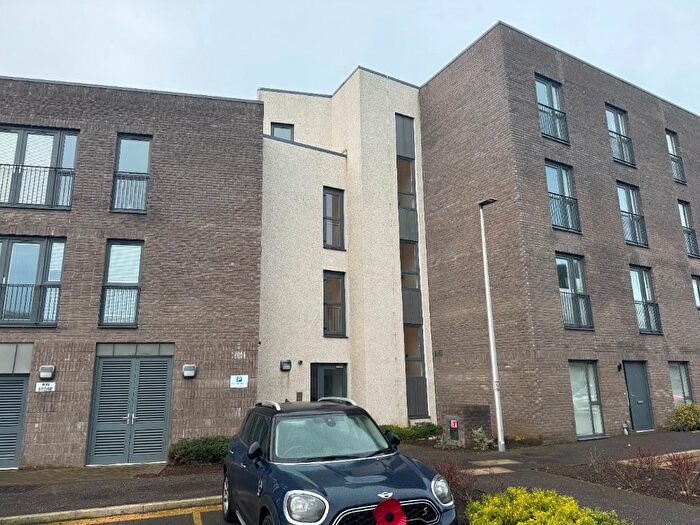 2 Bedroom Flat To Rent In Gaskell Street, Saughton, Edinburgh, EH14