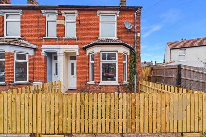 3 Bedroom Terraced House To Rent In Cornwall Road, Felixstowe, IP11