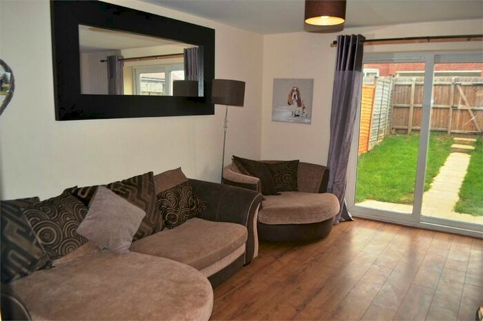 2 Bedroom Terraced House To Rent In Godsey Lane, Market Deeping, Peterborough, PE6