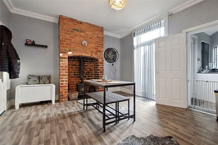 3 Bedroom Terraced House For Sale In Oakfield Avenue, Rothwell, Leeds, West Yorkshire, LS26