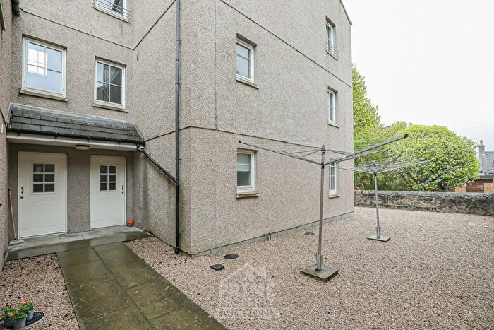 1 Bedroom Flat For Sale In Station Court, Watchmakers Lane, Alford, AB33