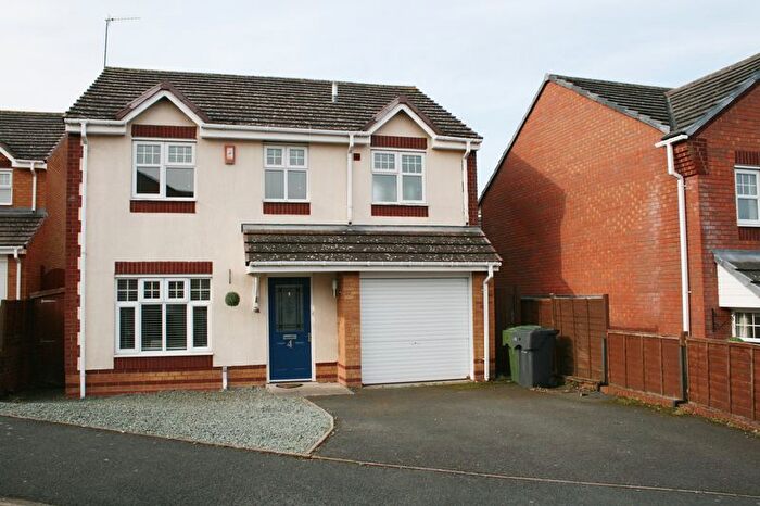 4 Bedroom Detached House To Rent In Padua Road, Bromsgrove, B60