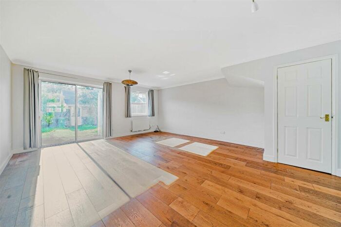 3 Bedroom Terraced House To Rent In Beauchamp Villas, Dinton Road, Kingston Upon Thames, KT2