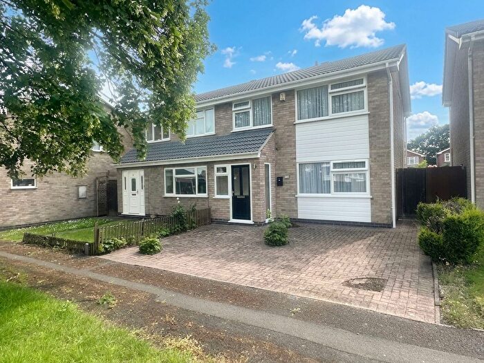 3 Bedroom Semi-Detached House For Sale In Benskin Walk, Leicester, LE4