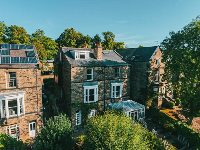 4 Bedroom Semi-Detached House For Sale In Fulwood Road, Sheffield, S10