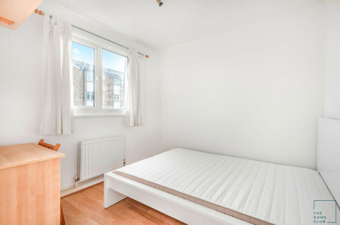 4 Bedroom Terraced House To Rent In Park Barn Drive, Guildford, GU2