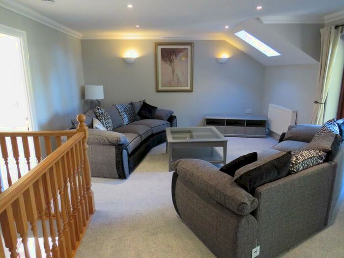 3 Bedroom House To Rent In Sophia Walk, Pontcanna, Cardiff, CF11