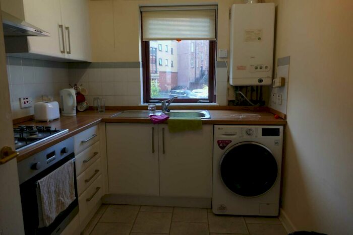 2 Bedroom Flat To Rent In Maryhill Road, Glasgow, G20