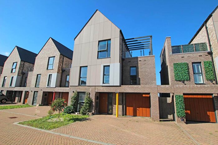 5 Bedroom Detached House For Sale In Macauley Drive, Eastbourne, BN23