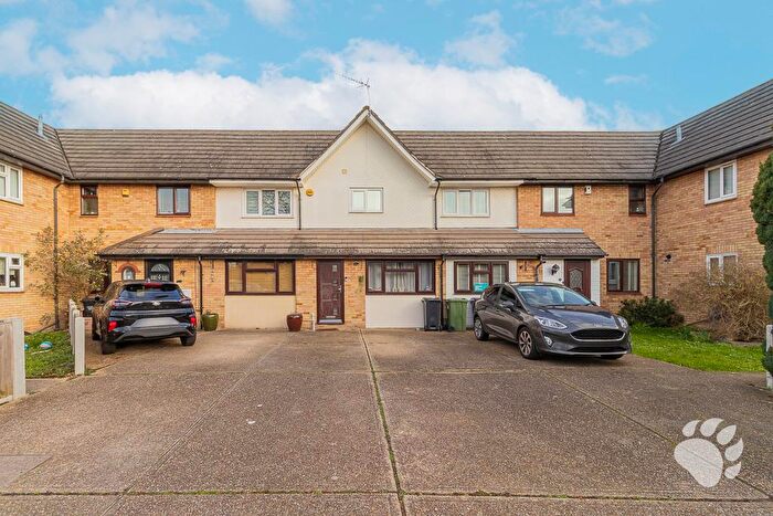 2 Bedroom Terraced House For Sale In Charleston Avenue, Burnt Mills, SS13