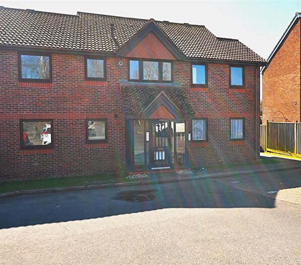 1 Bedroom Flat To Rent In Hawthorn Court Black Path Polegate, BN26