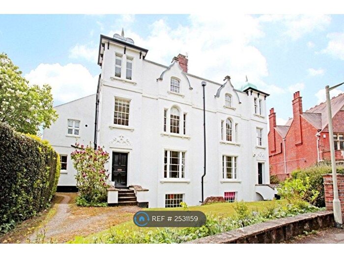 1 Bedroom Flat To Rent In Donnington Square, Newbury, RG14