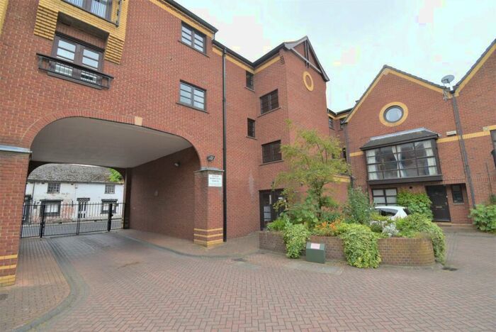 1 Bedroom Apartment To Rent In Wellowgate Mews, Grimsby, Lincolnshire, DN32