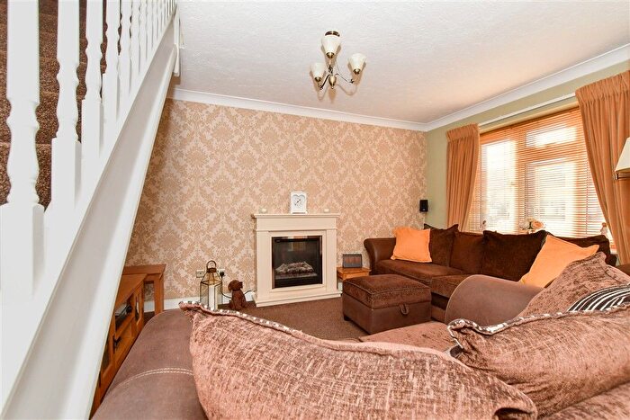 3 Bedroom Semi-detached House For Sale In Church Road, Laindon, Basildon, Essex, SS15