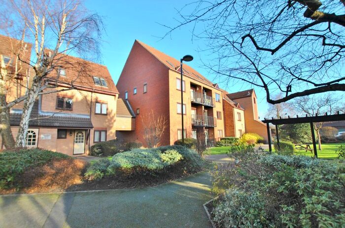 1 Bedroom Flat To Rent In Kingfisher Wharf, Nottingham, Nottinghamshire, NG7