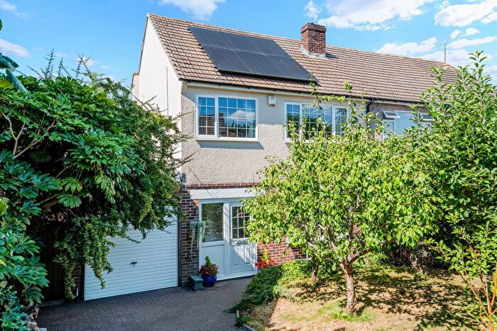 3 Bedroom Semi-Detached House For Sale In West Street, Dormansland, Lingfield, Surrey, RH7
