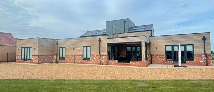 5 Bedroom Barn Conversion To Rent In Parson Drove, PE13