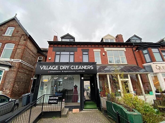 3 Bedroom Duplex To Rent In Manchester Road, Chorlton Cum Hardy, Manchester, M21