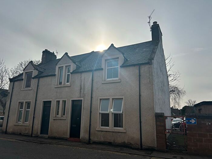 2 Bedroom Flat To Rent In King Street, Inverness, IV3