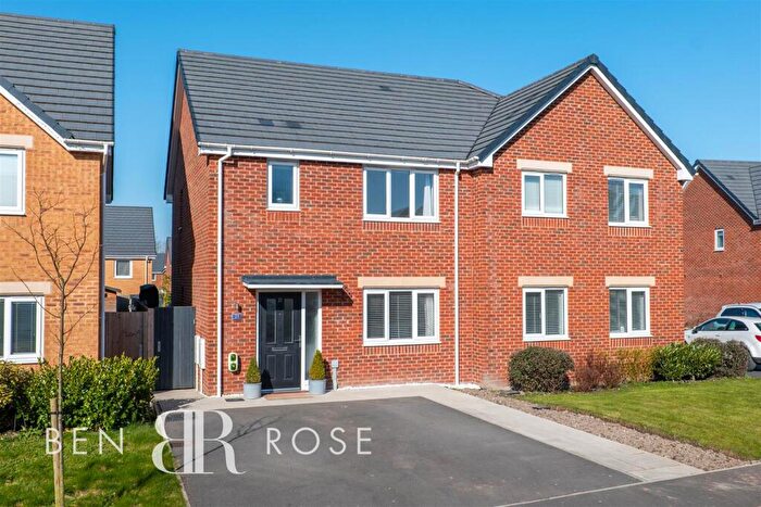 3 Bedroom Semi-Detached House For Sale In Methuen Drive, Hoghton, Preston, PR5