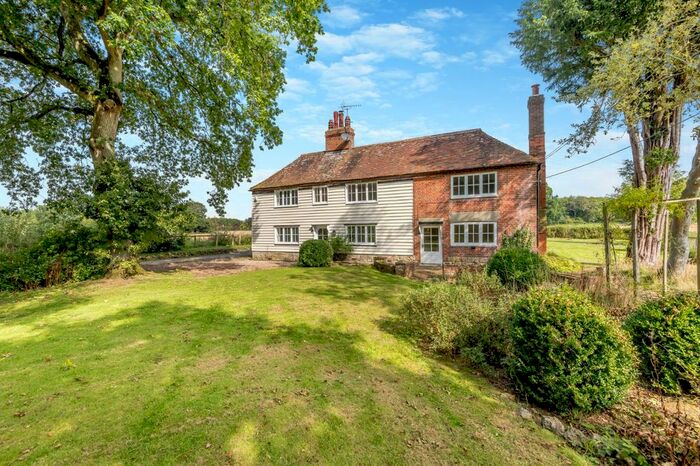 4 Bedroom Detached House For Sale In Smeeth, Ashford, Kent, TN25