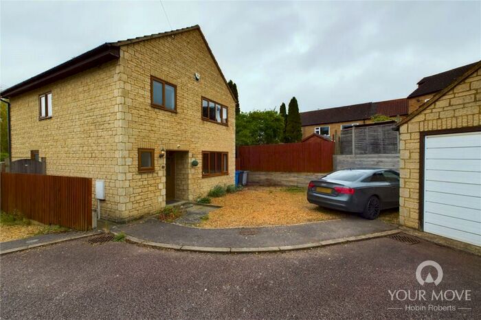 3 Bedroom Detached House To Rent In Clipstone Court, Rothwell, Kettering, NN14