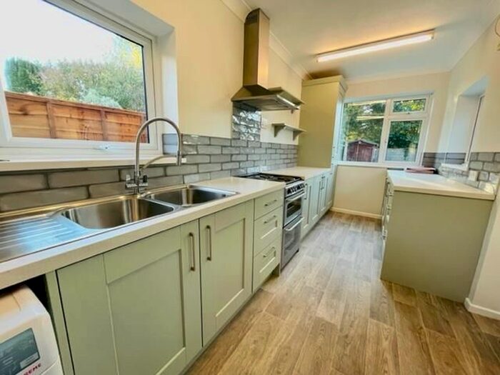 4 Bedroom Property To Rent In Shrub End Road, Colchester CO3