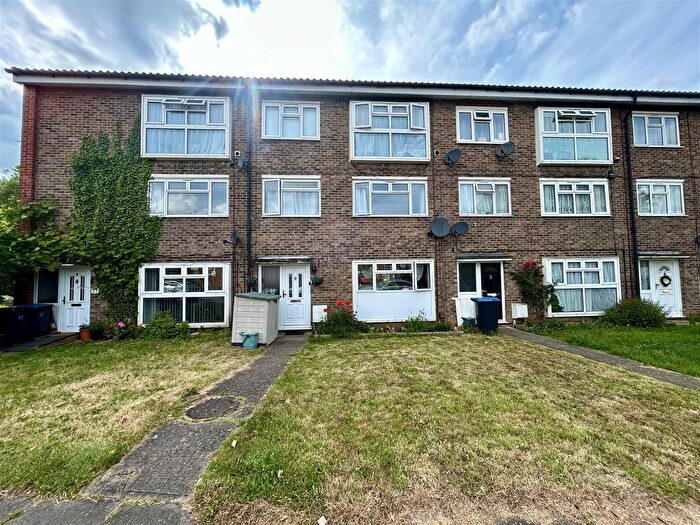 3 Bedroom Property To Rent In Hare Street Springs, Harlow, CM19