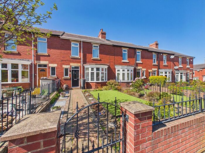 3 Bedroom Terraced House For Sale In Norwood Gardens, Low Fell, NE9