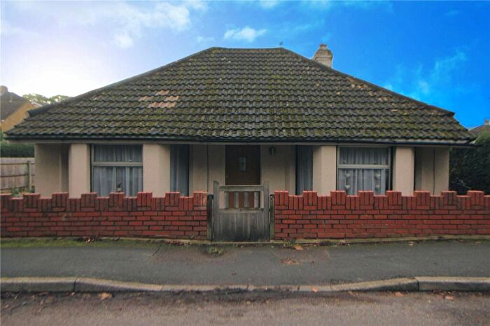 2 Bedroom Bungalow For Sale In Ash Hill Road, Ash, Surrey, GU12