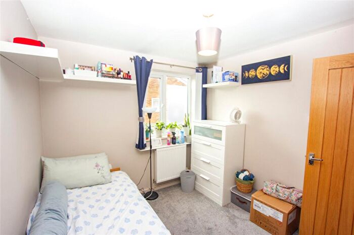 2 Bedroom Apartment To Rent In Spareacre Lane, Eynsham, Witney, Oxfordshire, OX29