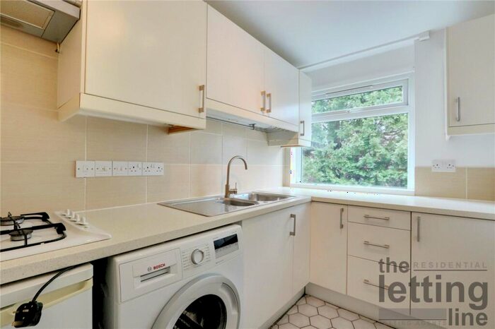 2 Bedroom Apartment To Rent In Winchester Close, Enfield, EN1