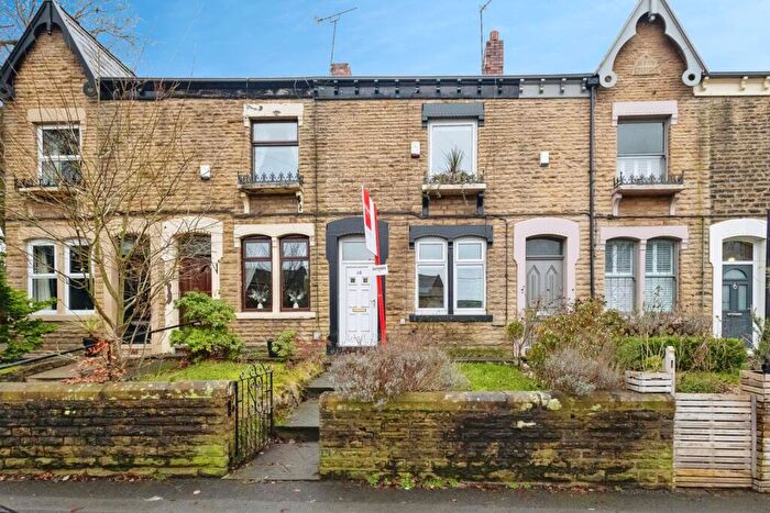 2 Bedroom Terraced House For Sale In Huddersfield Road, Stalybridge, Greater Manchester, SK15