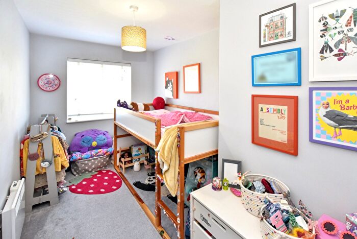 2 Bedroom Flat For Sale In Third Avenue, Cliftonville, CT9 - Photo 13