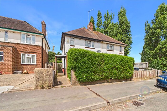 2 Bedroom Semi Detached House For Sale In Merthyr Road, Northampton, Northamptonshire, NN5