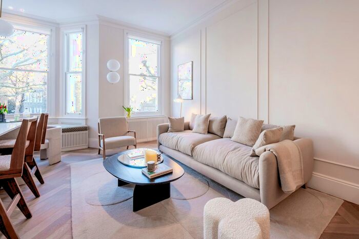 2 Bedroom Flat To Rent In Philbeach Gardens, London, SW5