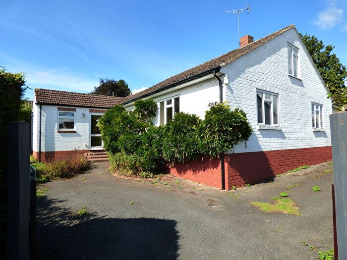 4 Bedroom Bungalow For Sale In Chapel Lane, Cradley, Malvern, WR13