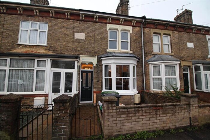 2 Bedroom Terraced House To Rent In Oundle Road, Peterborough, PE2