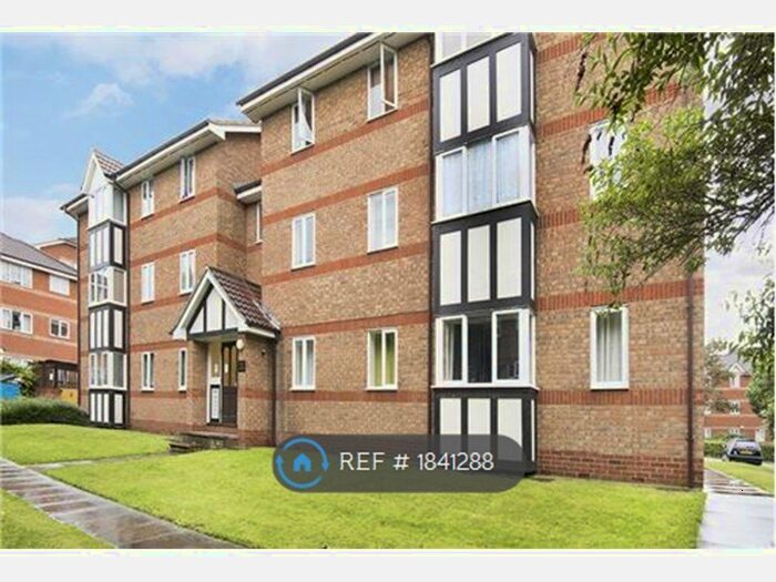 2 Bedroom Flat To Rent In Neptune Walk, London, DA8