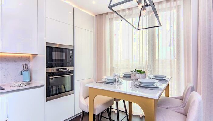 2 Bedroom Apartment To Rent In Thornes House, Charles Clowes Walk, London, SW11