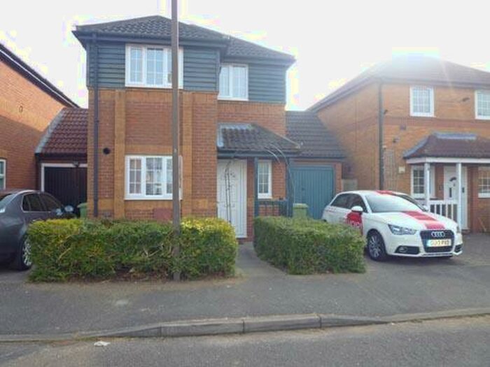 3 Bedroom Detached House To Rent In Pipston Green, Kents Hill, Milton Keynes, MK7
