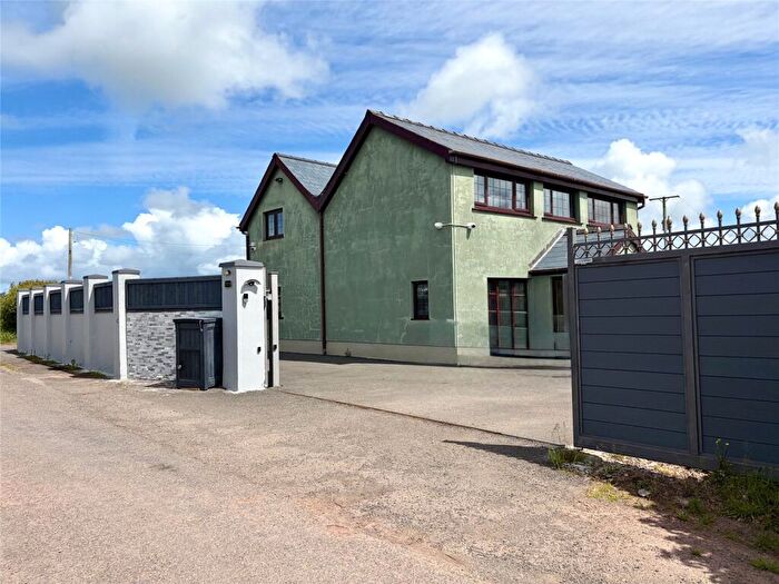 10 Bedroom Detached House For Sale In Lower Thornton, Milford Haven, Pembrokeshire, SA73