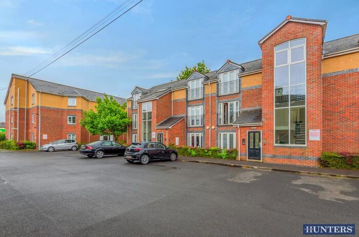 2 Bedroom Flat To Rent In Ainsworth Court, Stanley Road, Manchester, M28