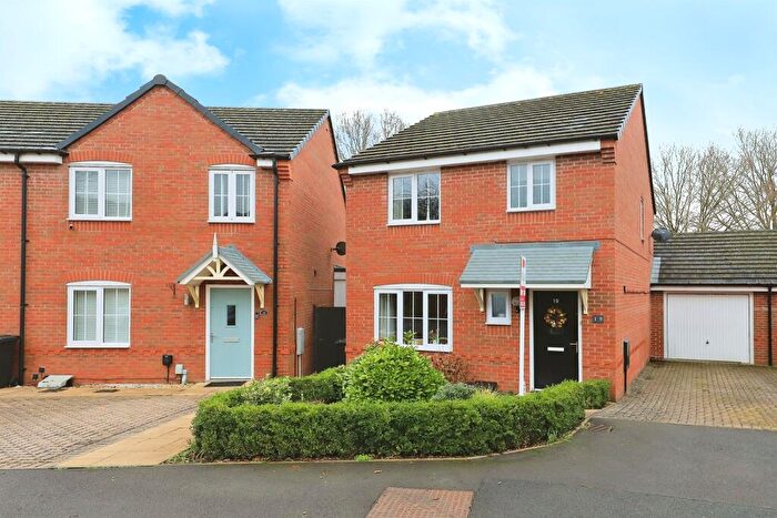 3 Bedroom Detached House For Sale In Pendine Close, Kidderminster, DY11