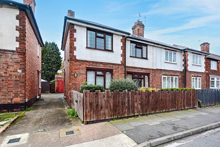 3 Bedroom Semi Detached House For Sale In Hawthorne Avenue, Long Eaton, NG10