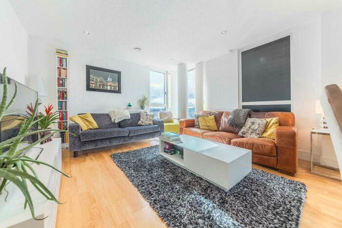 3 Bedroom Apartment To Rent In The Crescent, Seager Place, Deptford, London, SE8