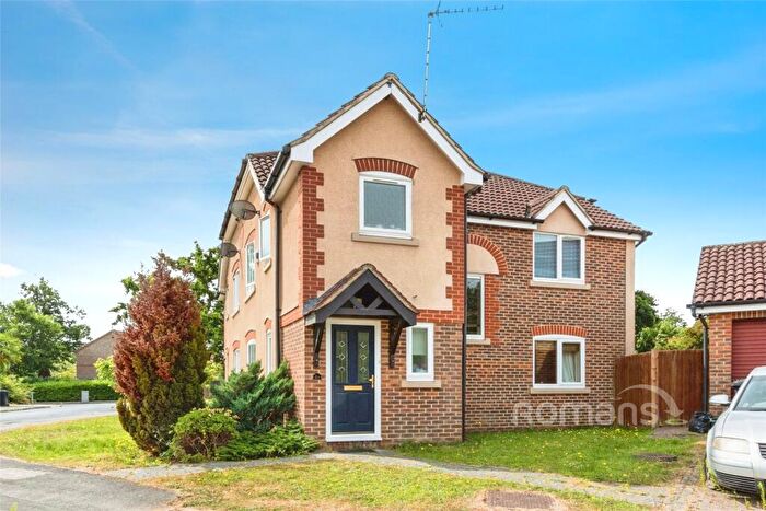 3 Bedroom Semi-Detached House To Rent In Aghemund Close, Chineham, Basingstoke, RG24