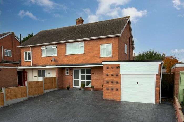 3 Bedroom Semi-Detached House For Sale In Cornwall Drive, Bayston Hill, Shrewsbury SY3