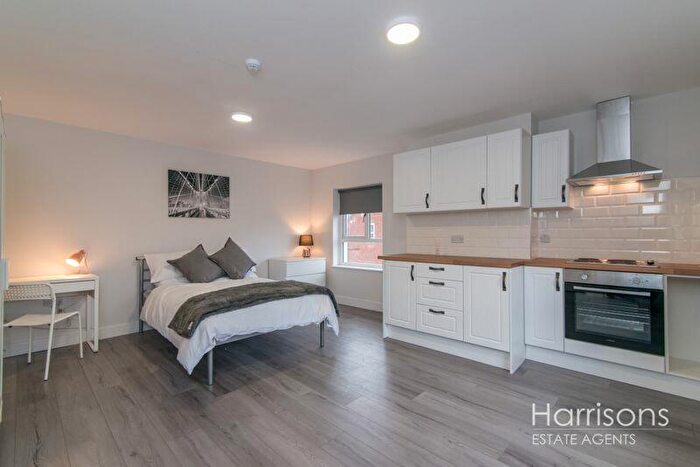 1 Bedroom House Of Multiple Occupation To Rent In Wigan Road, Deane, Bolton. **Room Available Now**, BL3