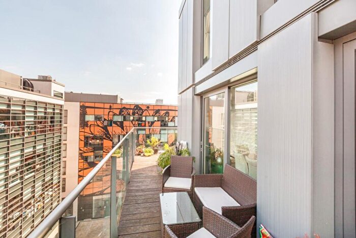 1 Bedroom Flat For Sale In Brewery Square, Clerkenwell, London, EC1V - Photo 5